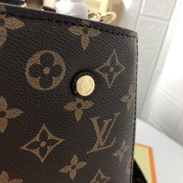 ルイヴィトンバッグ角部分ディテール